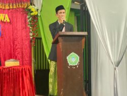 Ini Pesan Pengasuh Untuk Wisudawan-Wisudawati Miftahul Ihsan