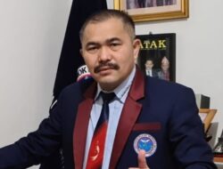 Wow! Pengacara Brigadir J Ngaku Sampai Disembah Presiden saat Bongkar Kasus Megakorupsi Hambalang